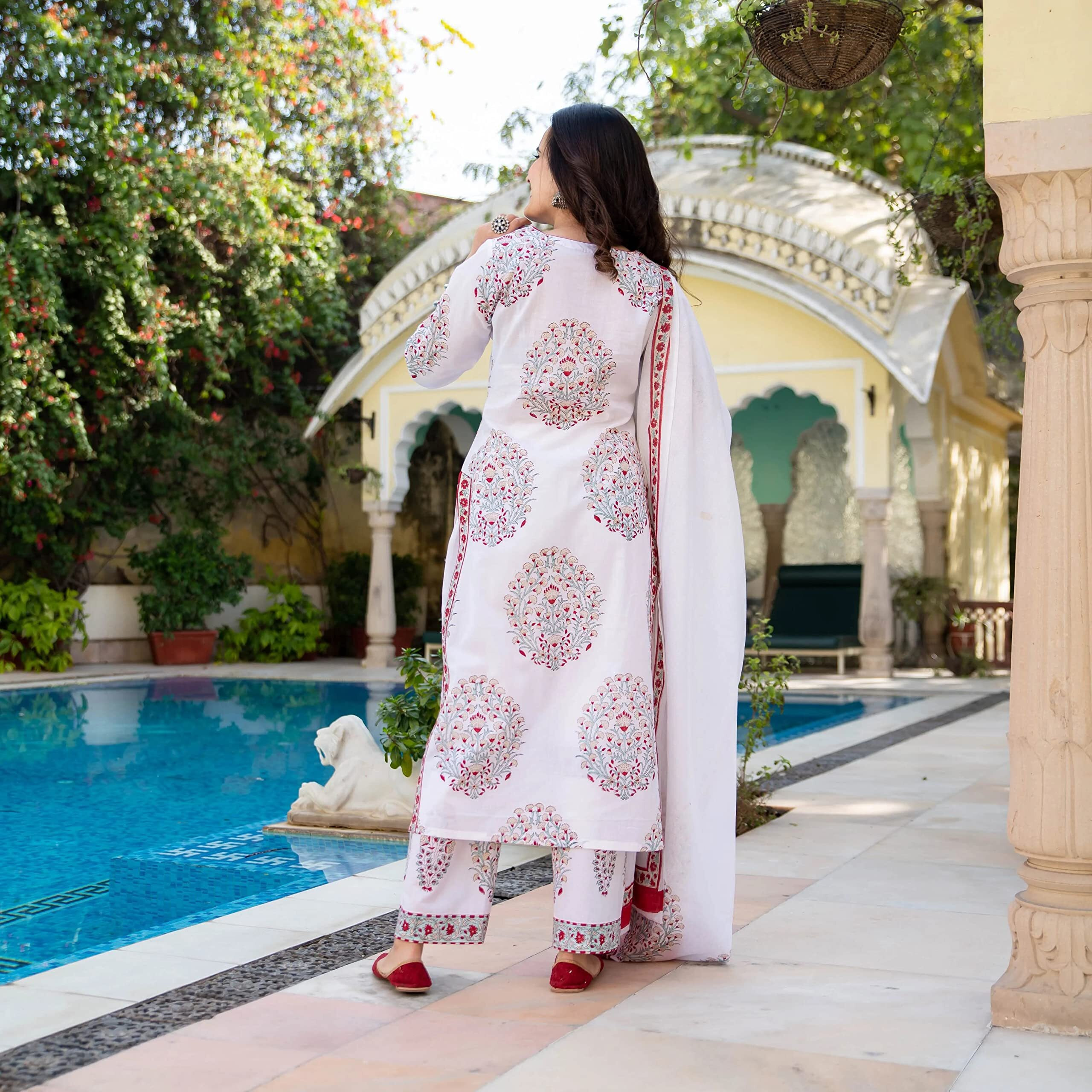 Gosriki Women's Cotton Blend Floral Printed Straight Kurta With Pants & Dupatta (Cup-Off-White_M-Gs_White_Medium)