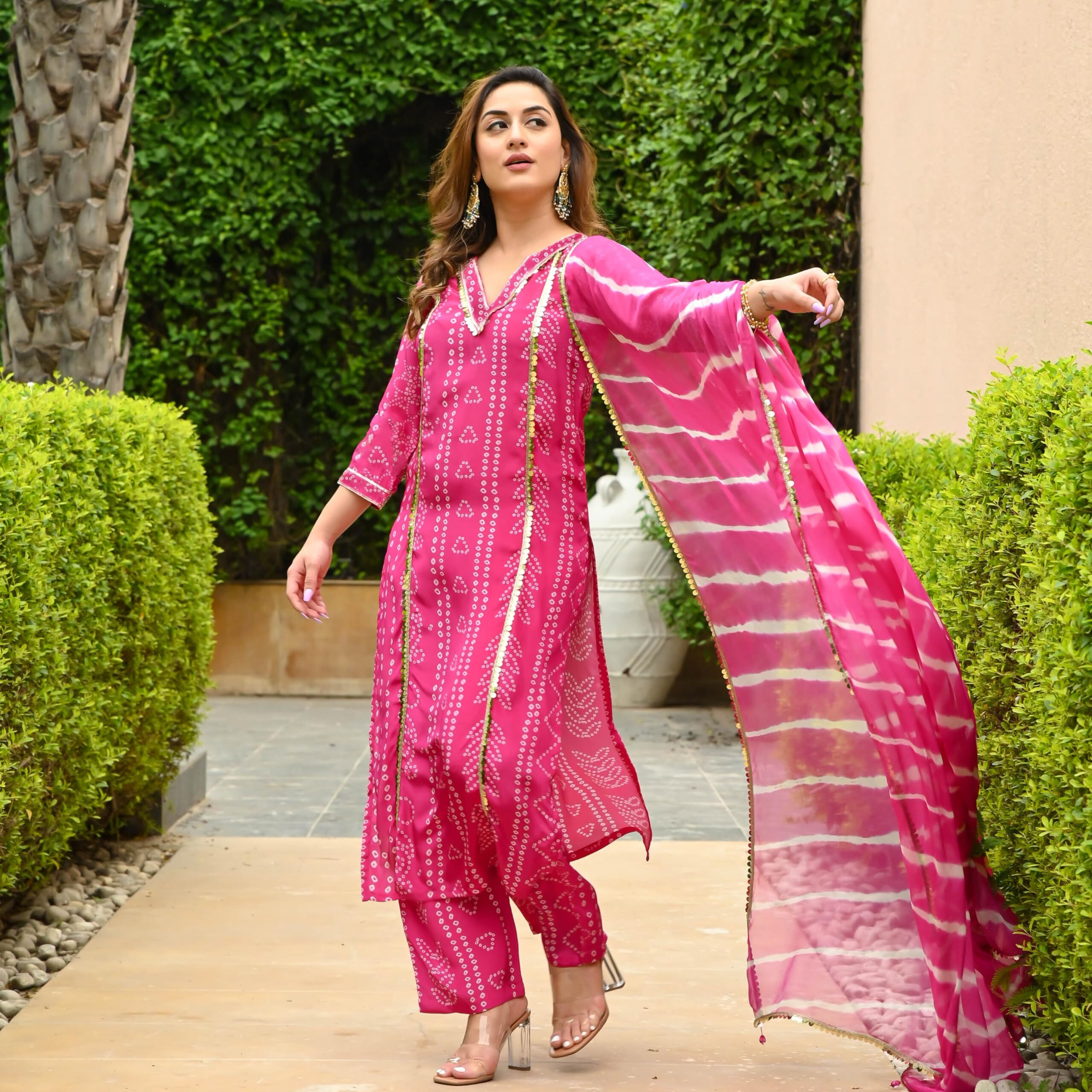 Gosriki Women's Cotton Blend Straight Printed Kurta With Pant & Dupatta (Out Pink-Gs_L_Pink_Large)