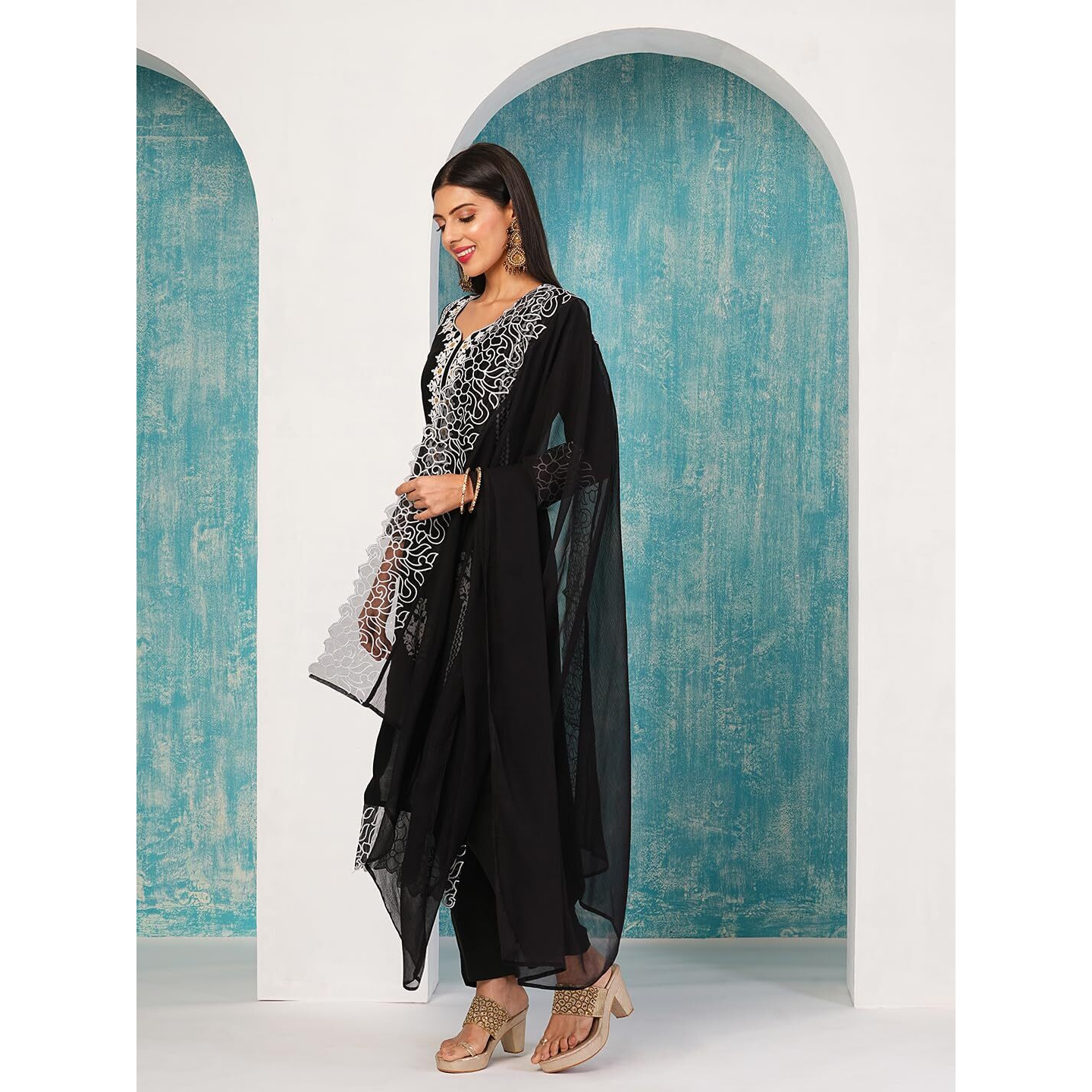 Gosriki Women's Rayon Blend Straight Embroidered Kurta With Pant & Dupatta (Trp Black-Nb-Gs_Xl_Black_X-Large)