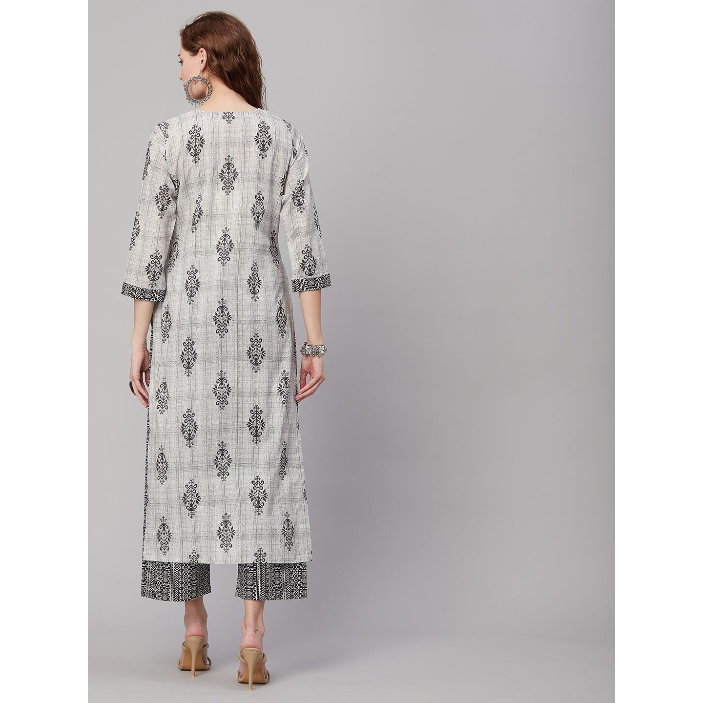 Gosriki Women's Cotton Blend Printed Straight Kurta With Pant (Nandi Grey-Gs_Xl_Grey_X-Large)