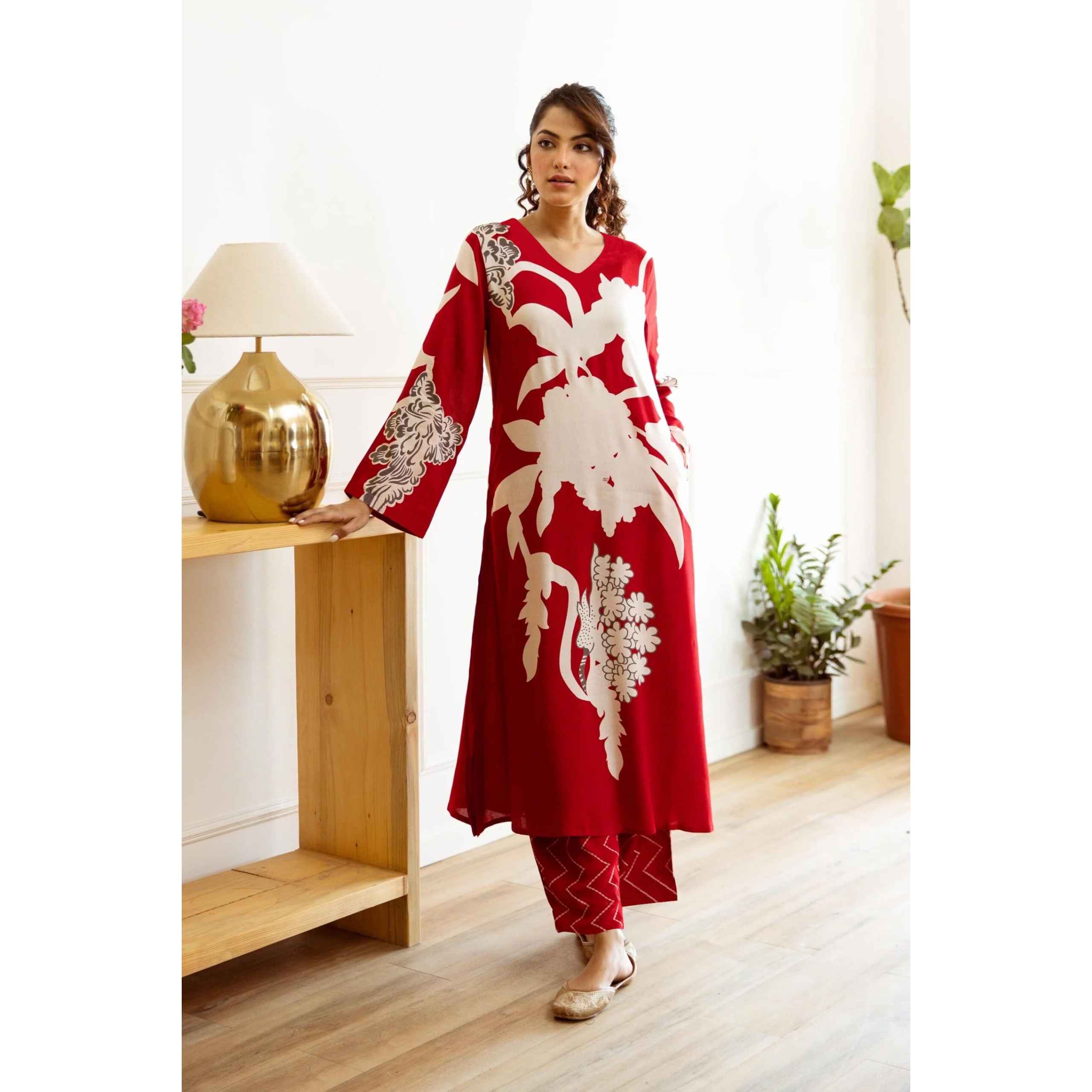 Gosriki Women's Rayon Viscose Straight Printed Kurta With Palazzo (Cukari Red-Vks02-Gs_S_Red_Small)