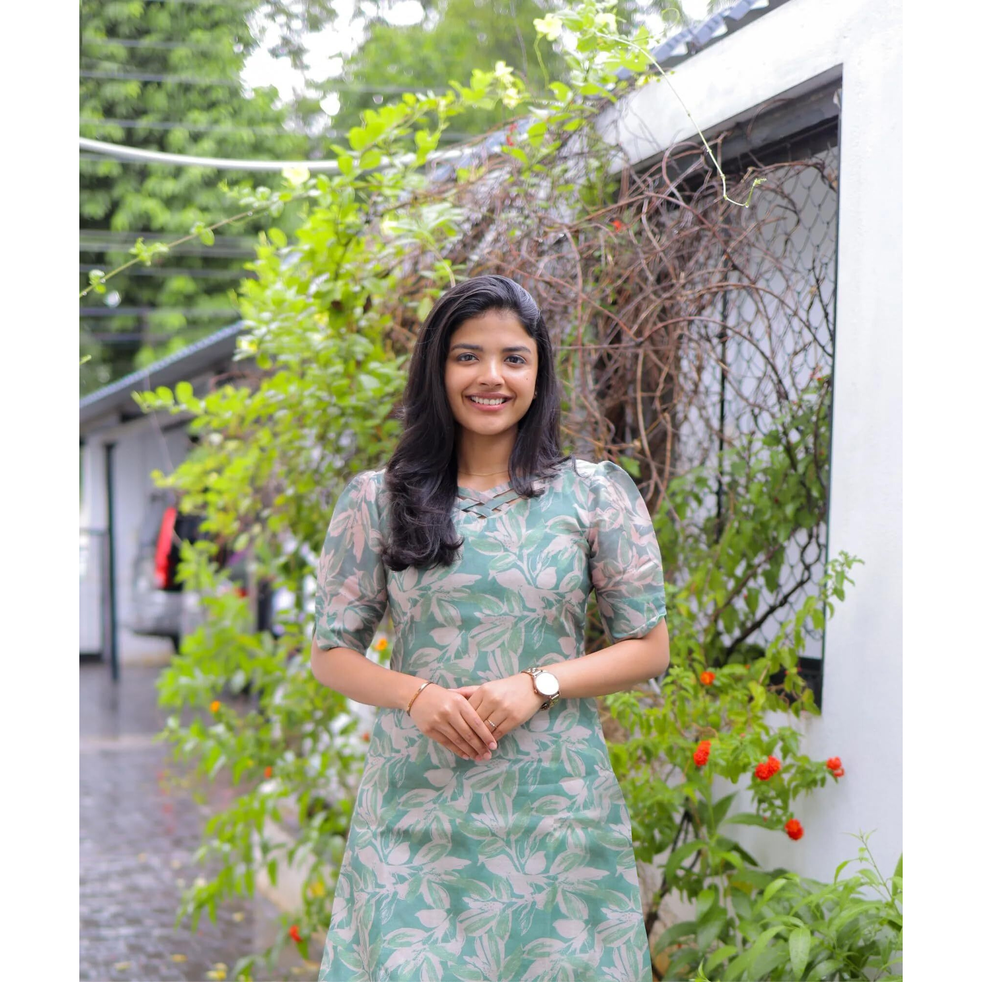 Gosriki Women's Viscose Chanderi Straight Printed Kurta (Godavari Green-Gs_S_Green_Small)