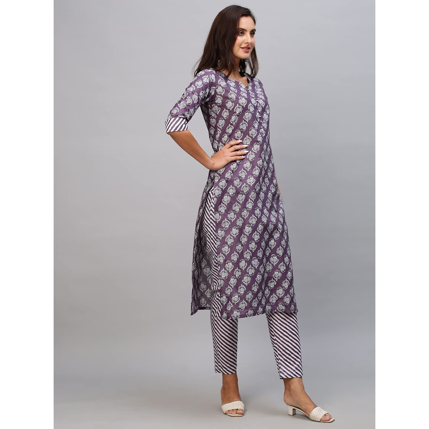 Gosriki Women's Cotton Blend Printed Straight Kurta With Pant (Funnu Purple-Nwfb06-Gs_Xl_Purple_X-Large)