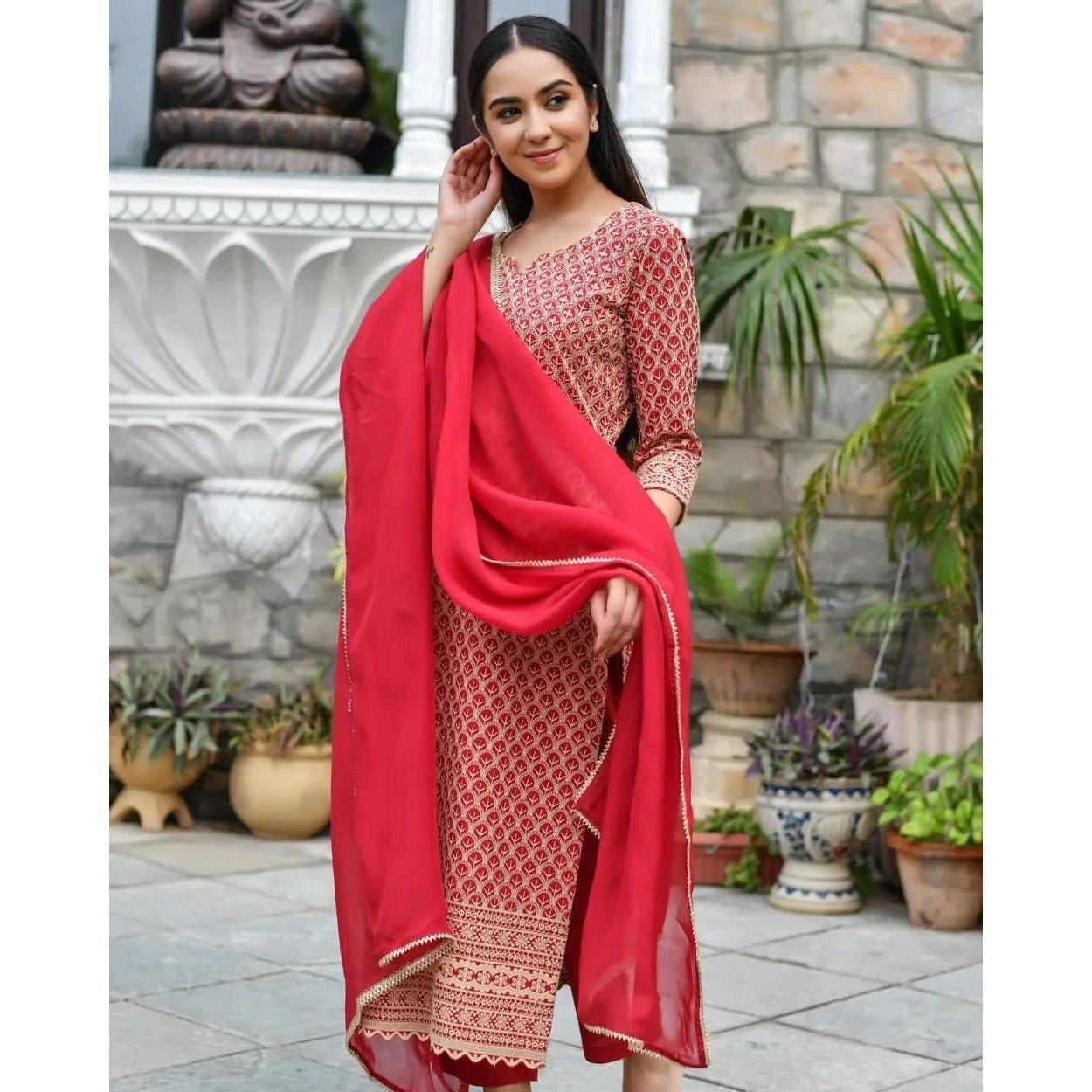 Gosriki Women's Cotton Blend Floral Printed Straight Kurta With Pants & Dupatta (Dumas-Pink_Xl-Gs_Pink_X-Large)
