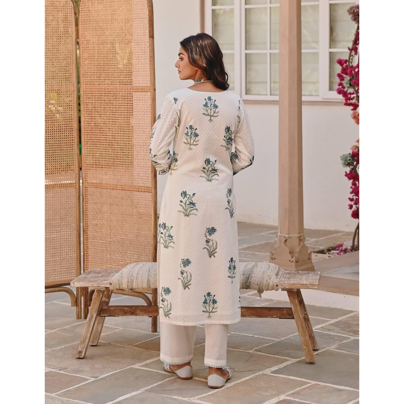 Gosriki Women's Rayon Blend Straight Printed Kurta With Pant & Dupatta (Jamin Multi-Gs_Xl_White_X-Large)