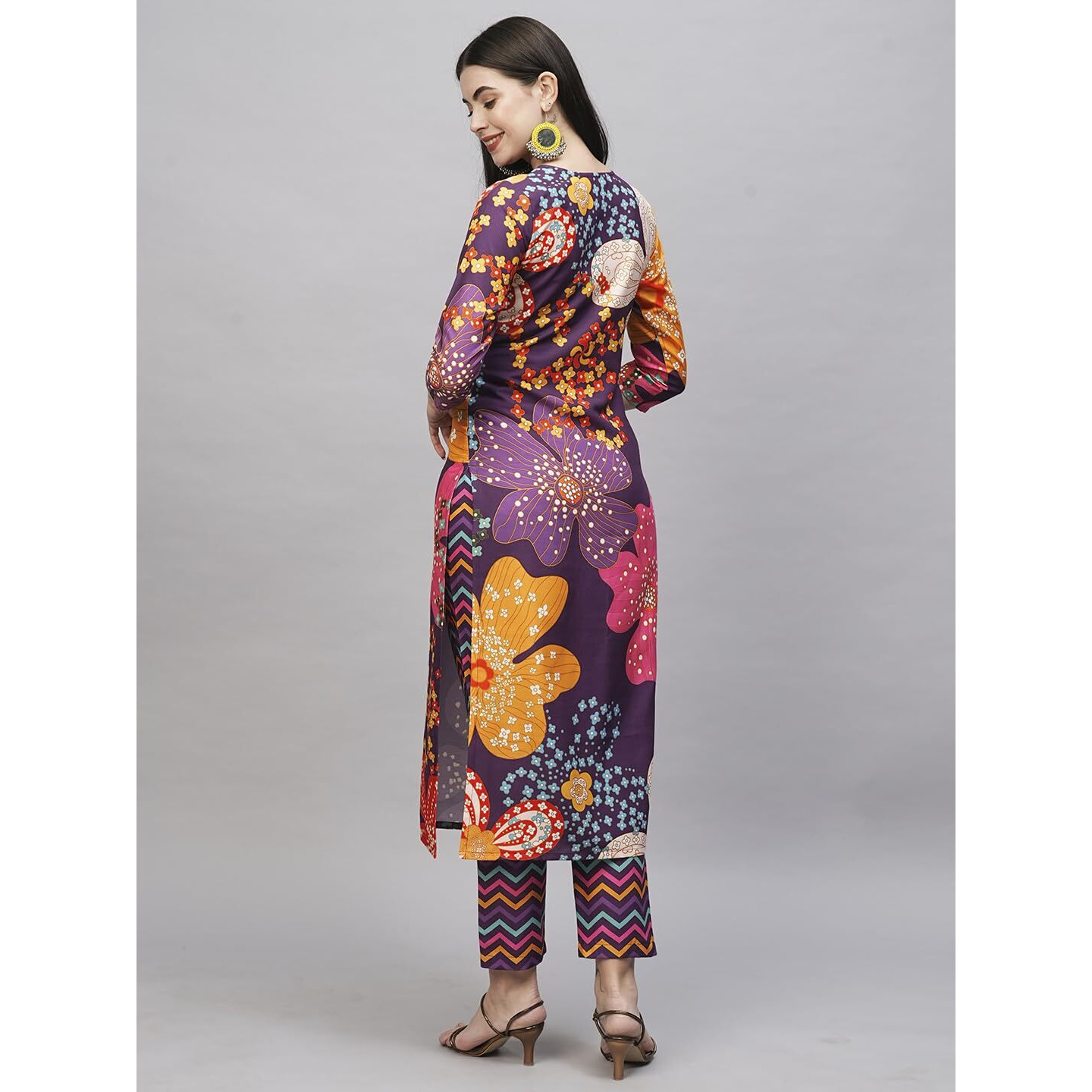Gosriki Women's Cotton Blend Straight Printed Kurta With Pant (Wahida Purple-Nw-Gs_L_Purple_Large)