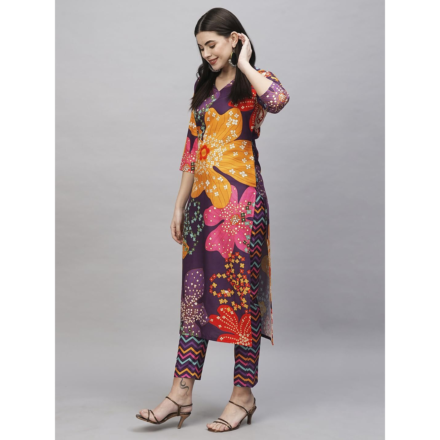 Gosriki Women's Cotton Blend Straight Printed Kurta With Pant (Wahida Purple-Nw-Gs_L_Purple_Large)
