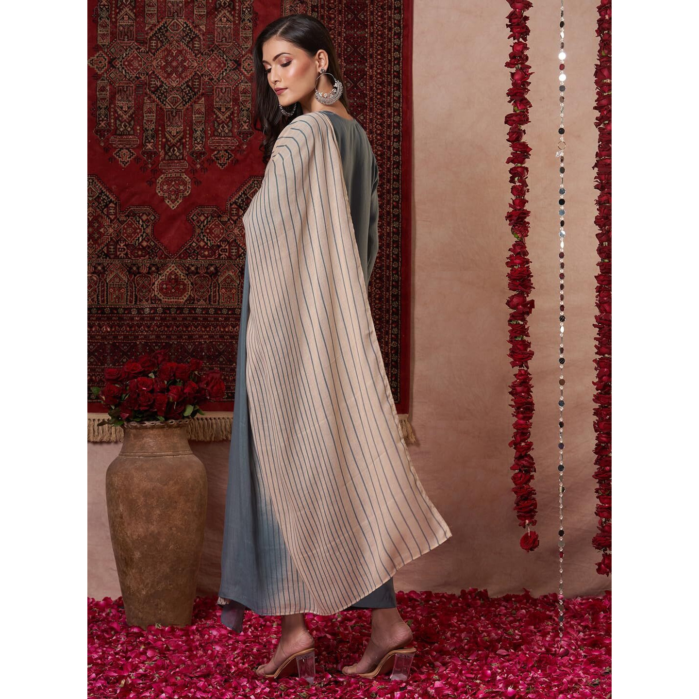 Gosriki Women's Rayon Viscose Solid Straight Kurta With Pant & Dupatta (Raja Saab Grey-Vks13-Gs_M_Grey_Medium)