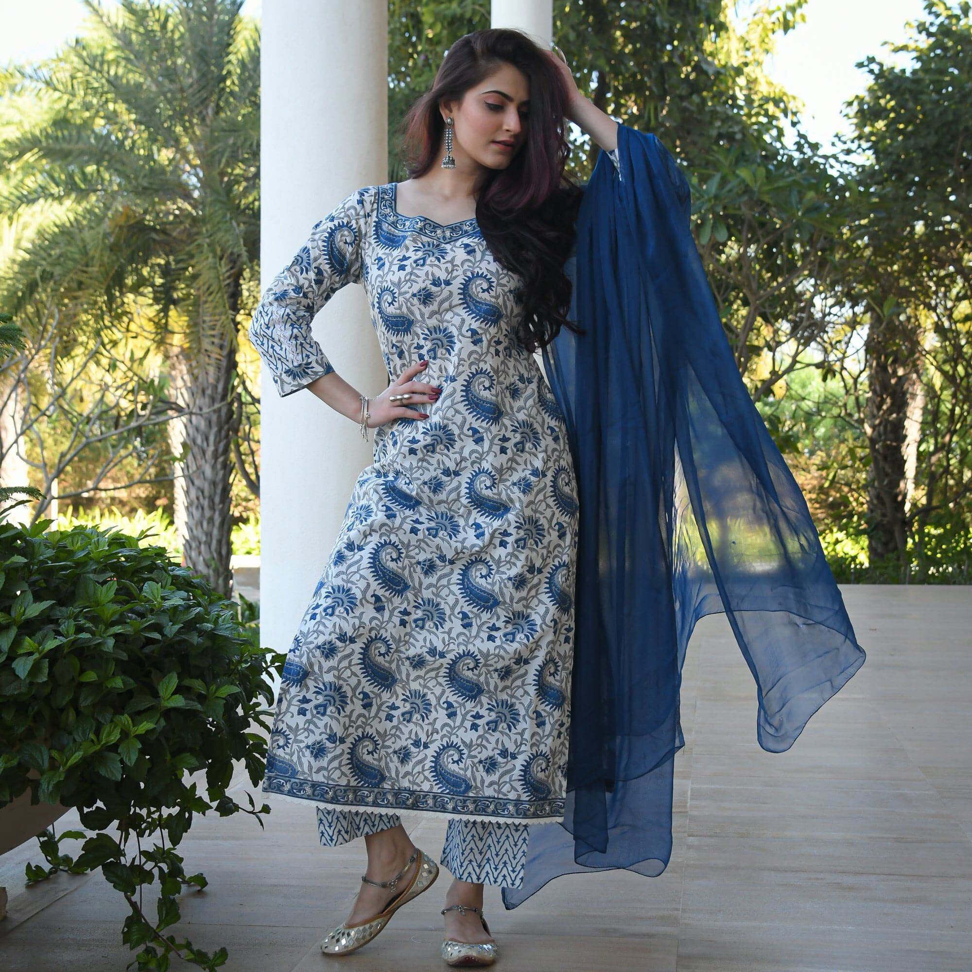 Gosriki Women's Cotton Blend Straight Printed Kurta With Pant & Dupatta (Please-Blue_S-Go_Blue_Small)