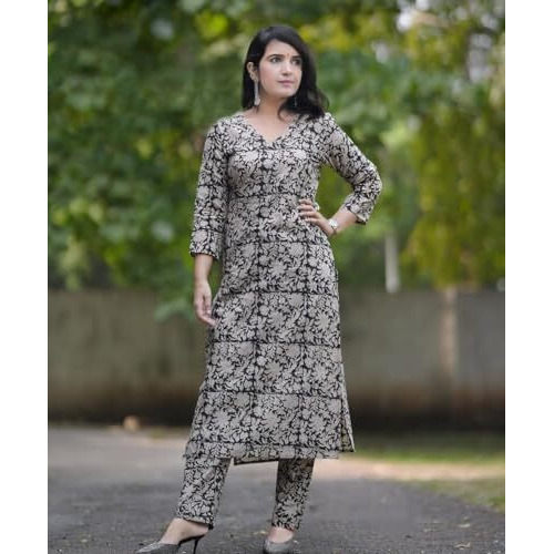 Gosriki Women's Rayon Blend Straight Printed Kurta With Pant (Yansh Black-Gs_L_Black_Large)