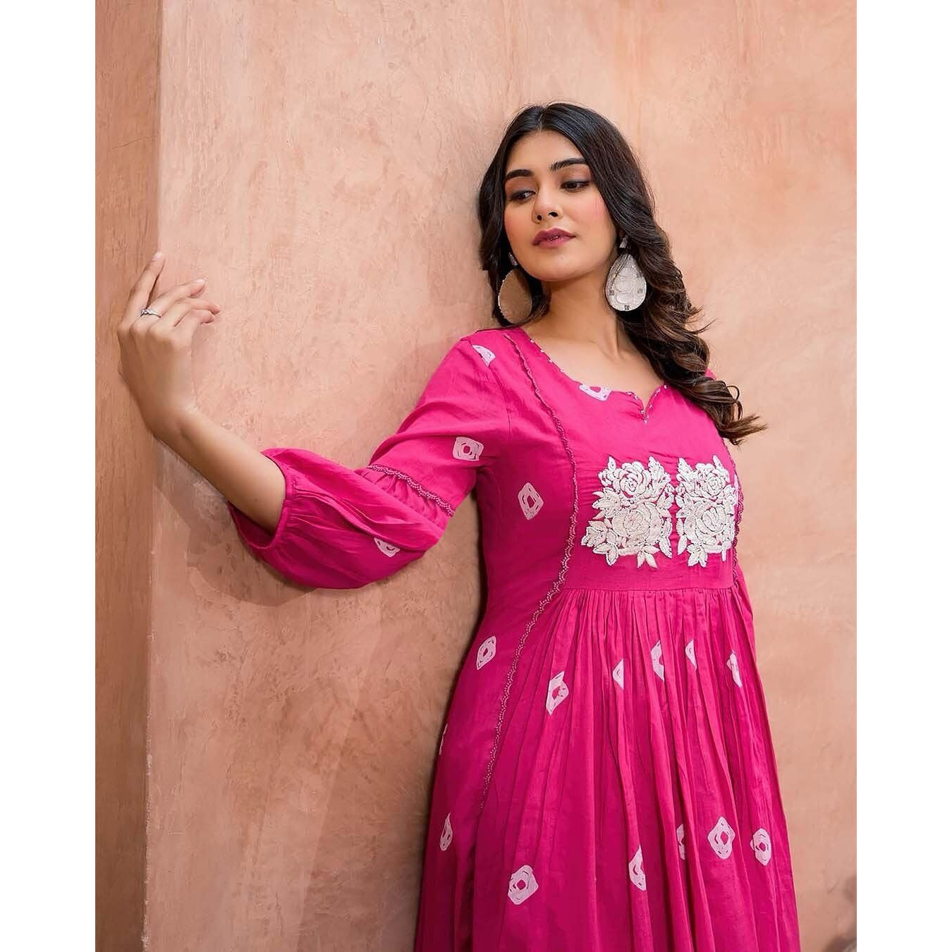 Gosriki Women's Rayon Blend Anarkali Printed Kurta With Pant (Anveshi Pink-Vks03-Gs_S_Pink_Small)