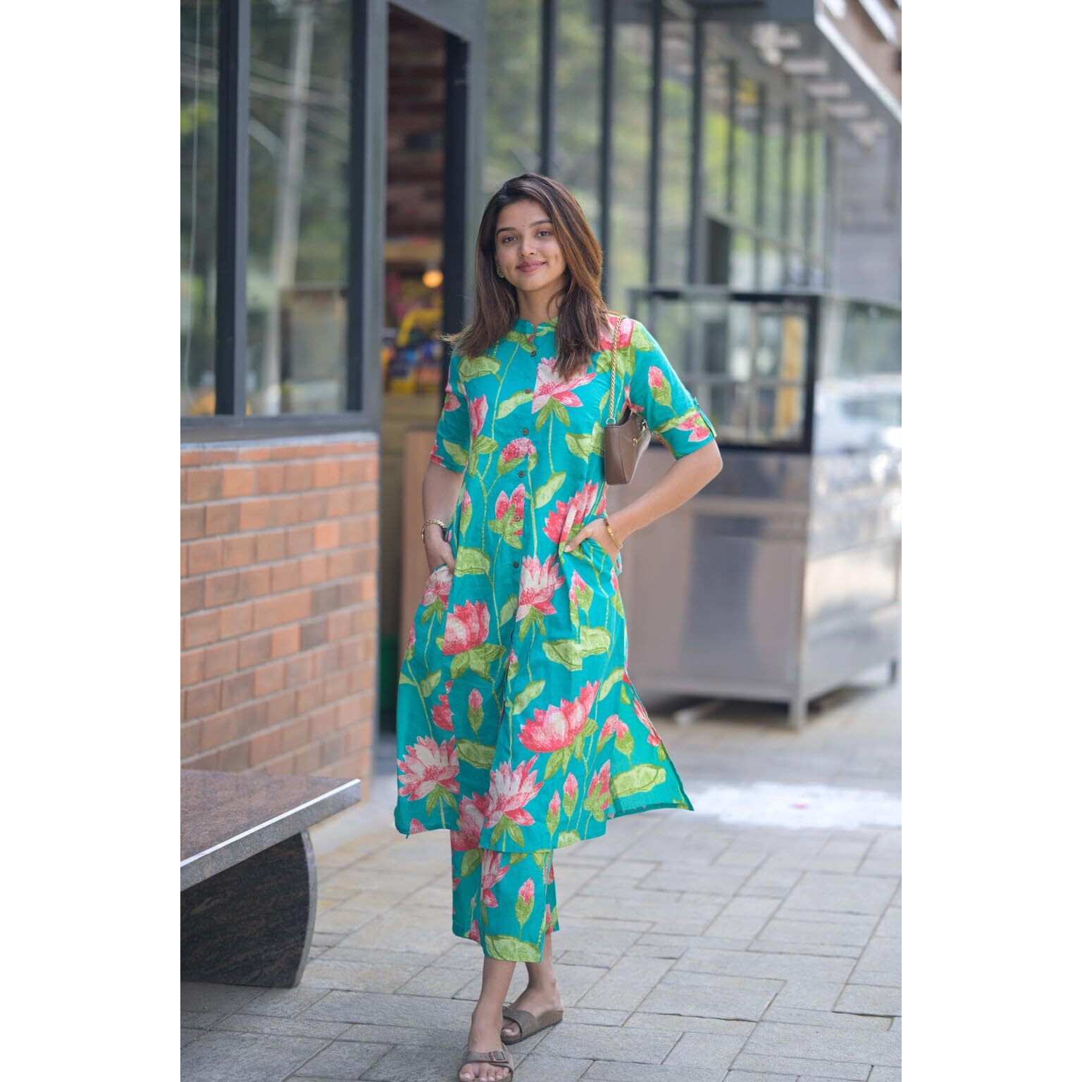 Gosriki Women's Rayon Viscose Straight Printed Kurta With Pant (Ladat Green-Gs_M_Green_Medium)
