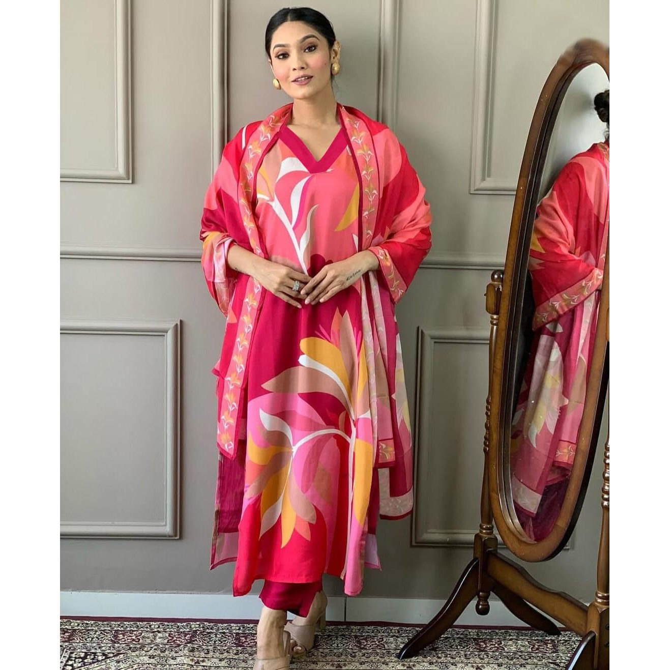 Gosriki Women's Cotton Blend Printed Straight Kurta With Pant & Dupatta (Tumari Pink-Gs_S_Pink_Small)