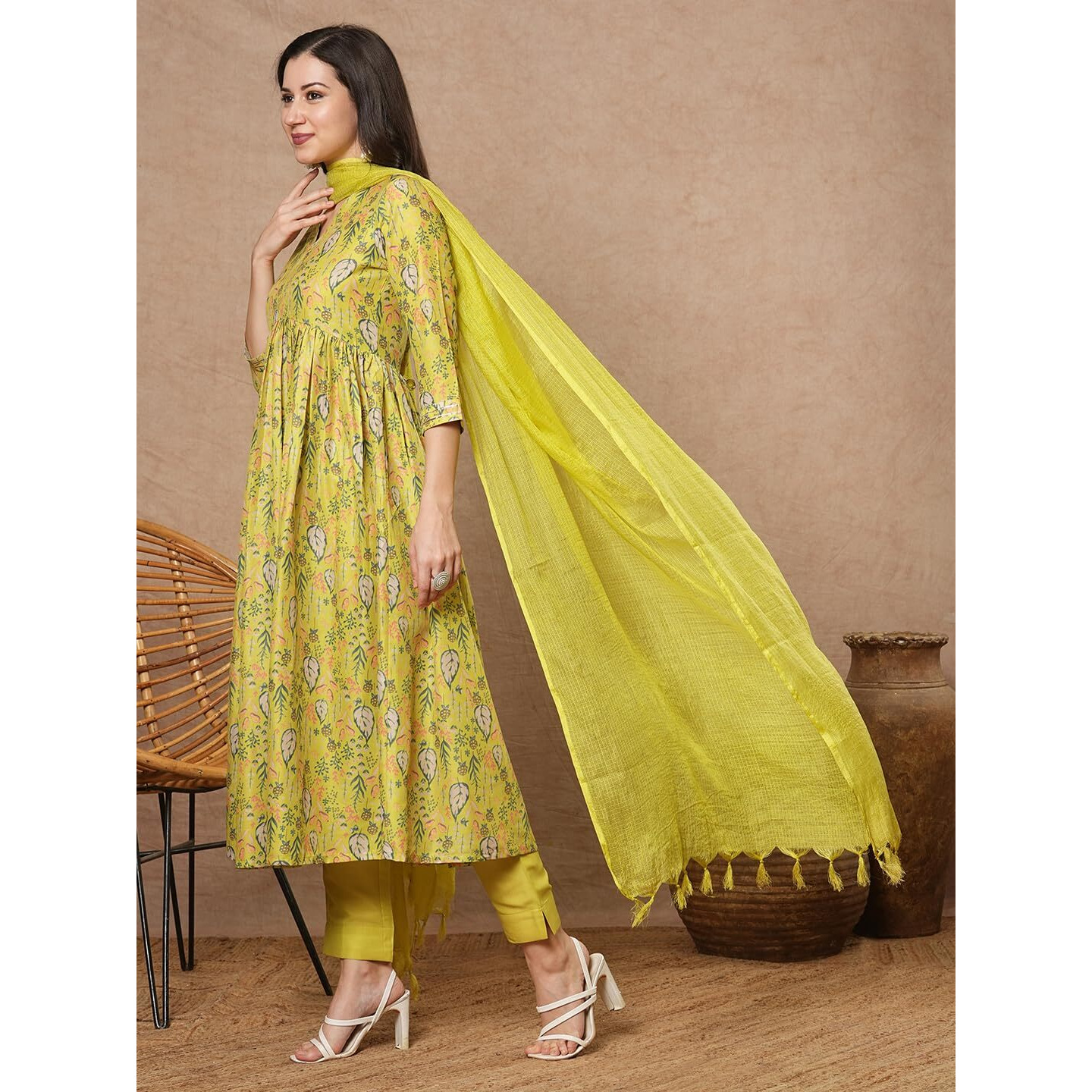 Gosriki Women's Rayon Viscose Printed Anarkali Kurta With Pant & Dupatta (Horizon Green-Vks01-Gs_M_Green_Medium)