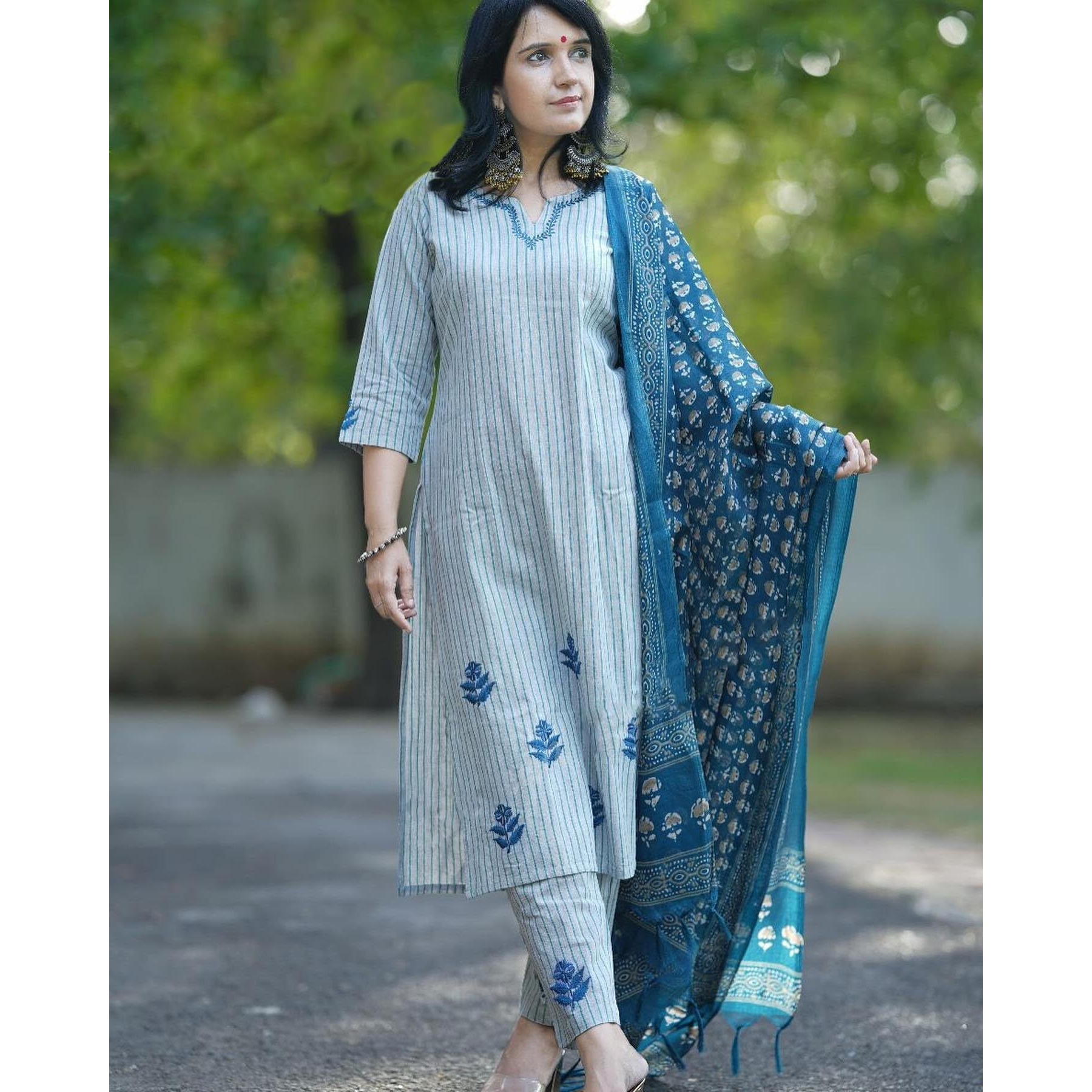 Gosriki Women's Rayon Blend Embroidered Straight Kurta With Pant & Dupatta (Vineeka White-Gs_S_Blue_Small)