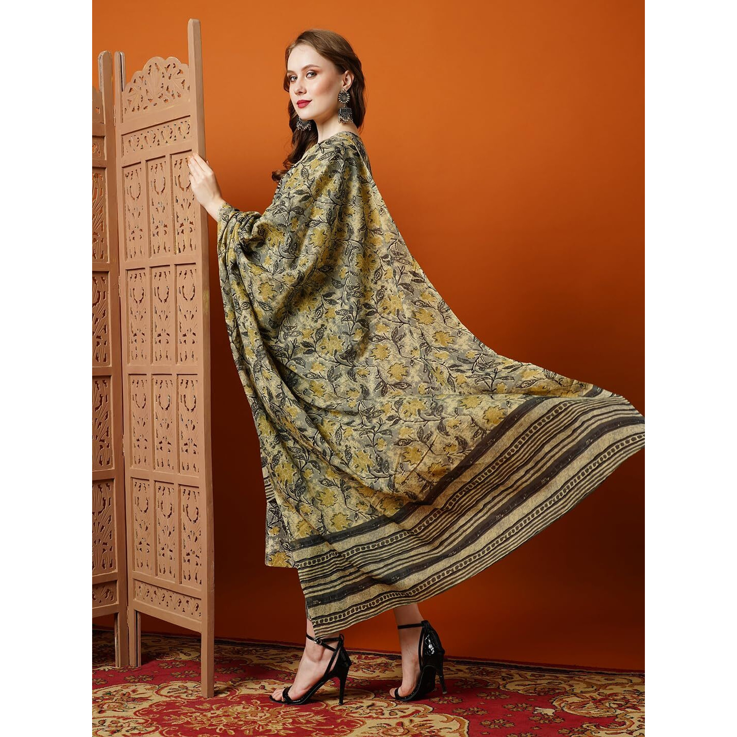 Gosriki Women's Cotton Blend Printed Straight Kurta With Pant & Dupatta (Bigi Grey-Nw-Gs_Xl_Grey_X-Large)