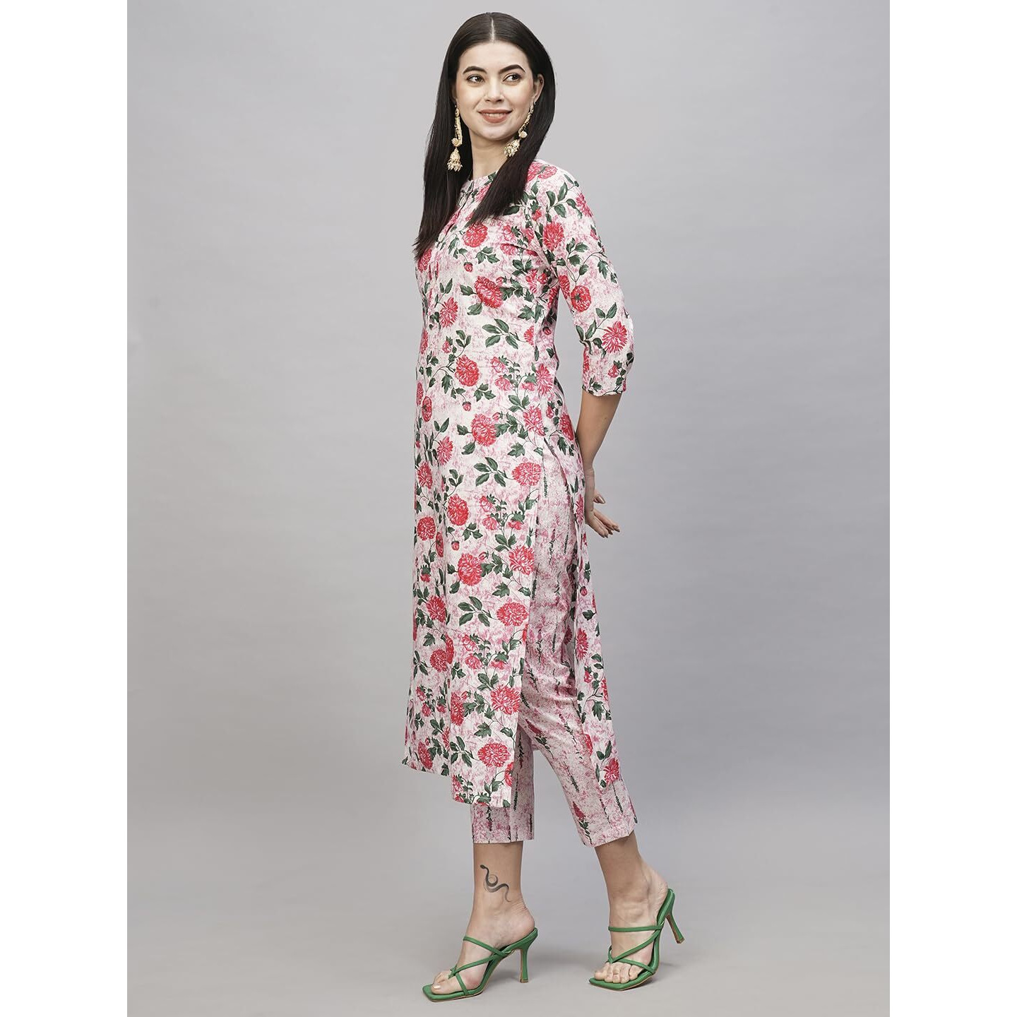 Gosriki Women's Cotton Blend Straight Printed Kurta With Pant (Dafiya Peach-Gs_Xxl_Peach_Xx-Large)