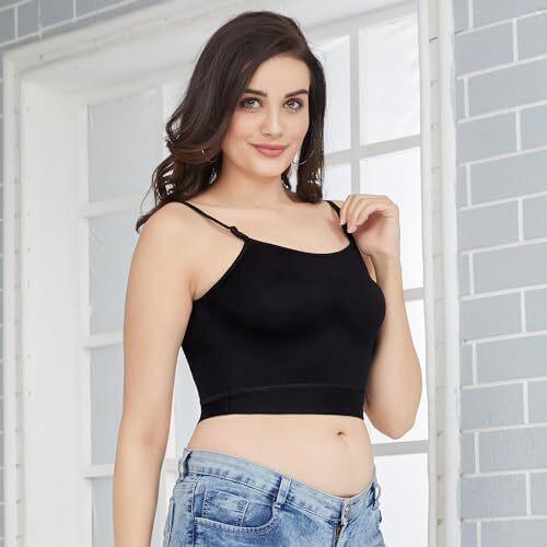 Trylo U-Cut Crop Top-Black-S
