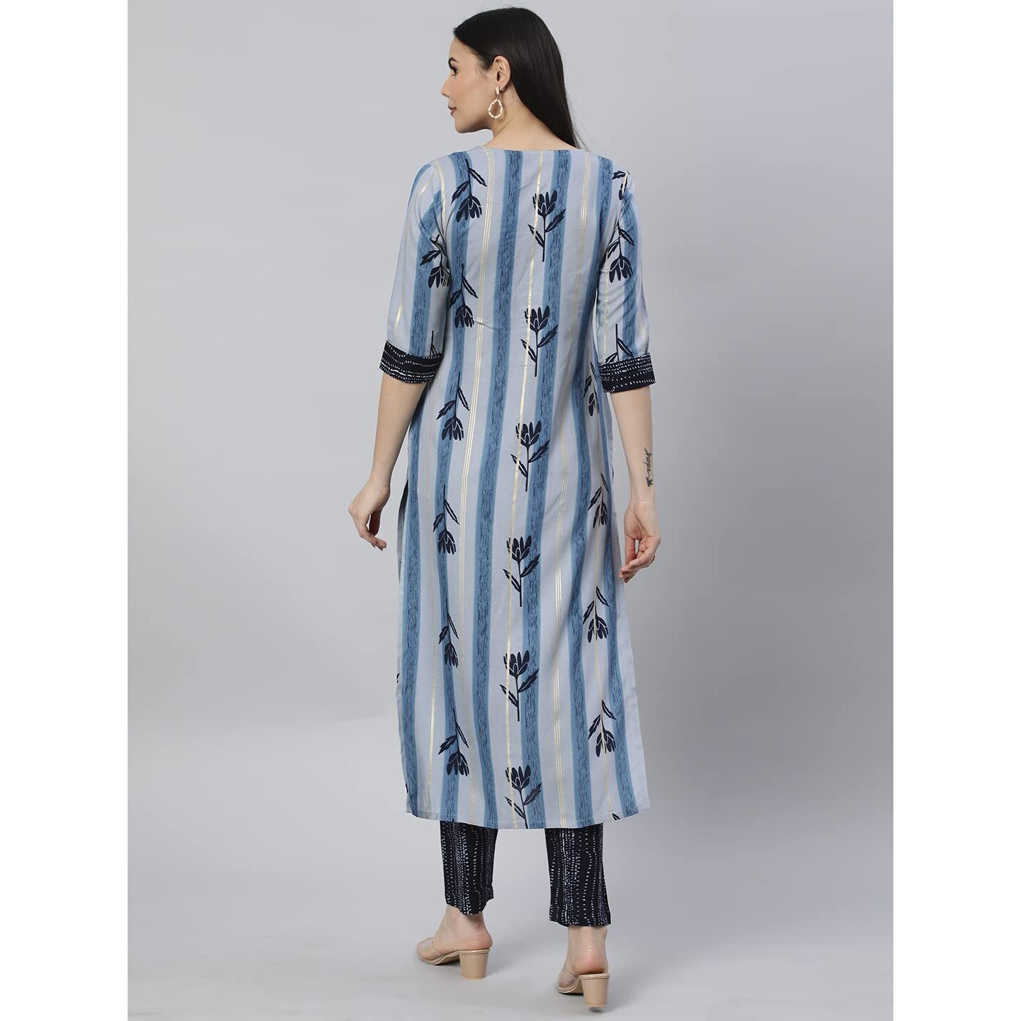 Gosriki Women's Cotton Blend Straight Printed Kurta With Pant (Dania Blue-Nw6-Gs_L_Blue_Large)