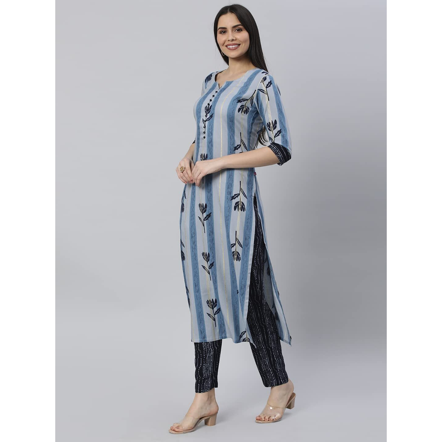 Gosriki Women's Cotton Blend Straight Printed Kurta With Pant (Dania Blue-Nw6-Gs_L_Blue_Large)