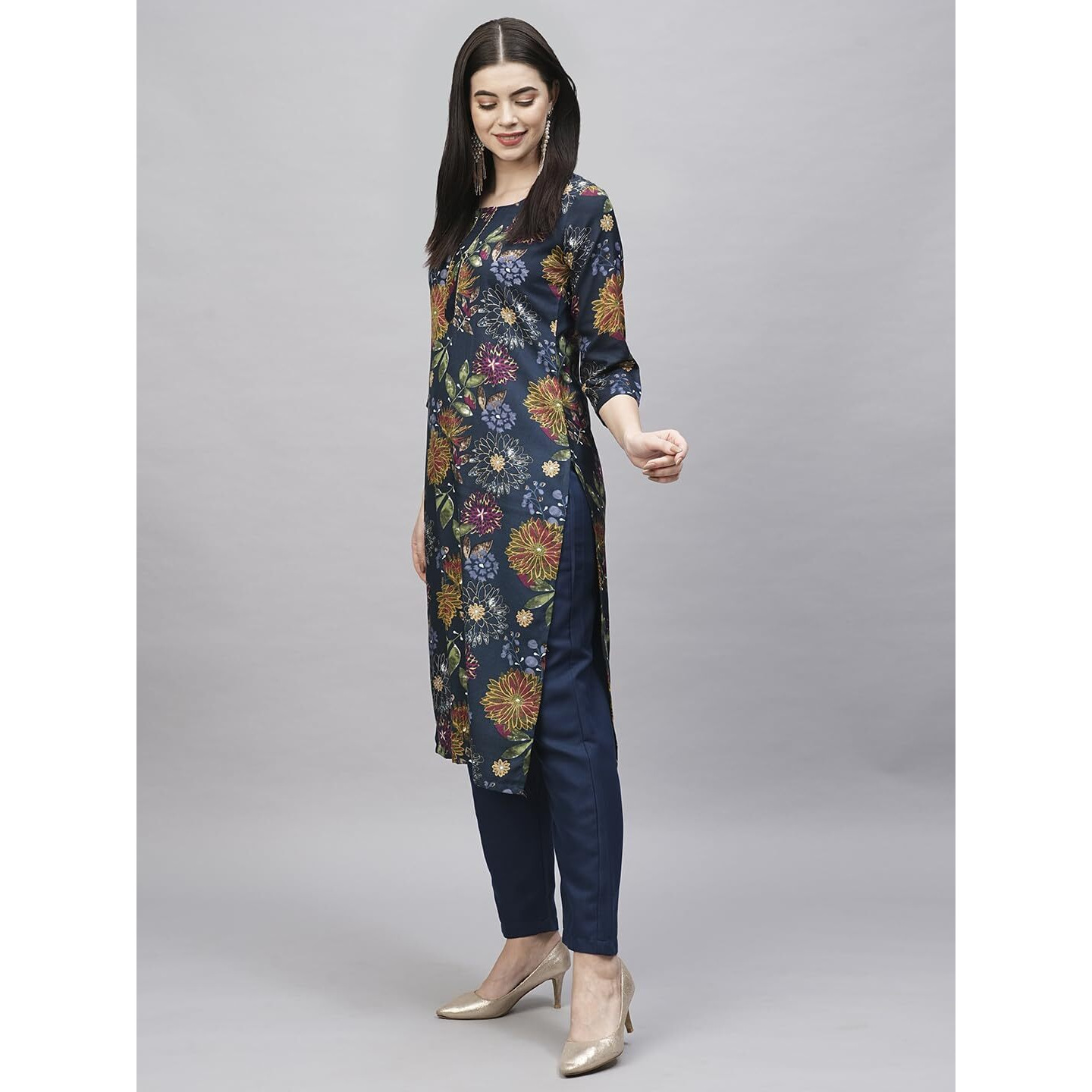 Gosriki Women's Cotton Blend Straight Printed Kurta With Pant (Paajas Blue-Gs_S_Blue_Small)