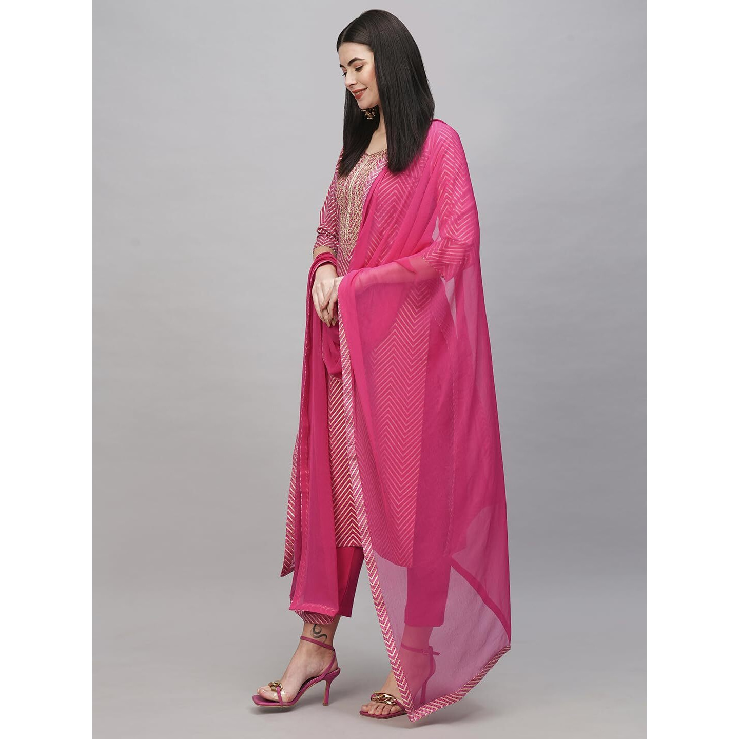 Gosriki Women's Cotton Blend Straight Printed Kurta With Pant & Dupatta (Dmpl Rani-Gs_S_Pink_Small)