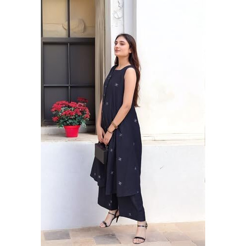 Gosriki Women's Rayon Viscose Printed A-Line Kurta With Pant (Rawana Black-Vks01-Gs_S_Black_Small)