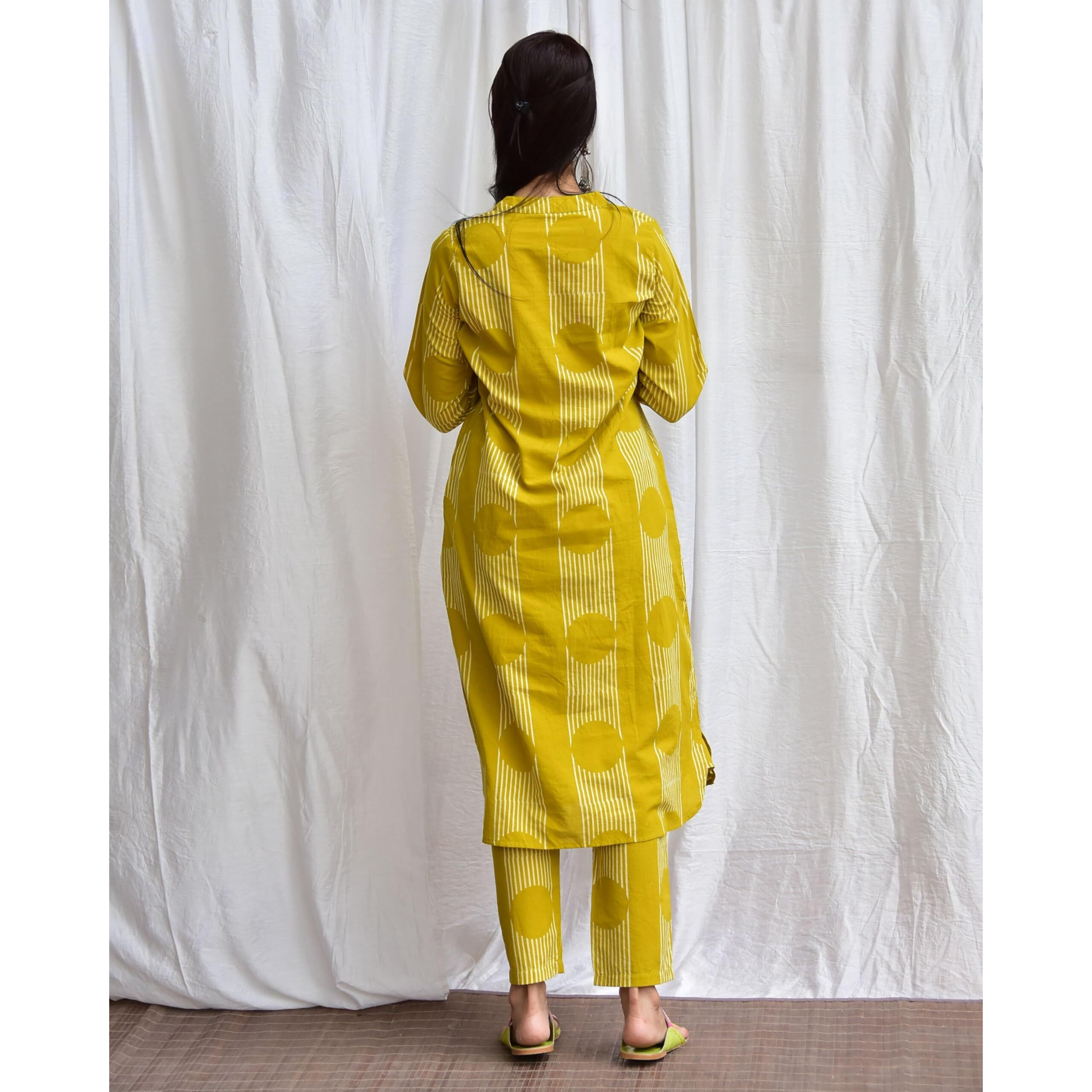 Gosriki Women's Rayon Viscose Anarkali Printed Kurta With Pant (Bazooka Yellow-Gs_S_Yellow_Small)