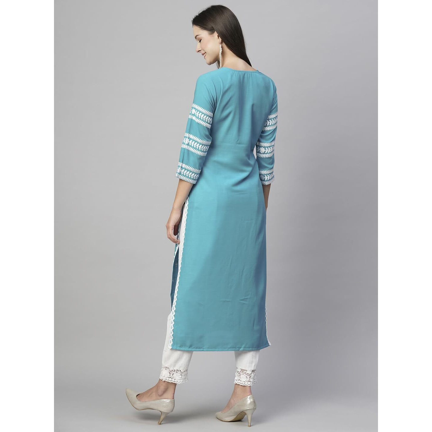 Gosriki Women's Cotton Blend Chikankari Embroidered Straight Kurta (Stho-Sky Blue-Nw-Gs_Xxl_Sky Blue_Xx-Large)