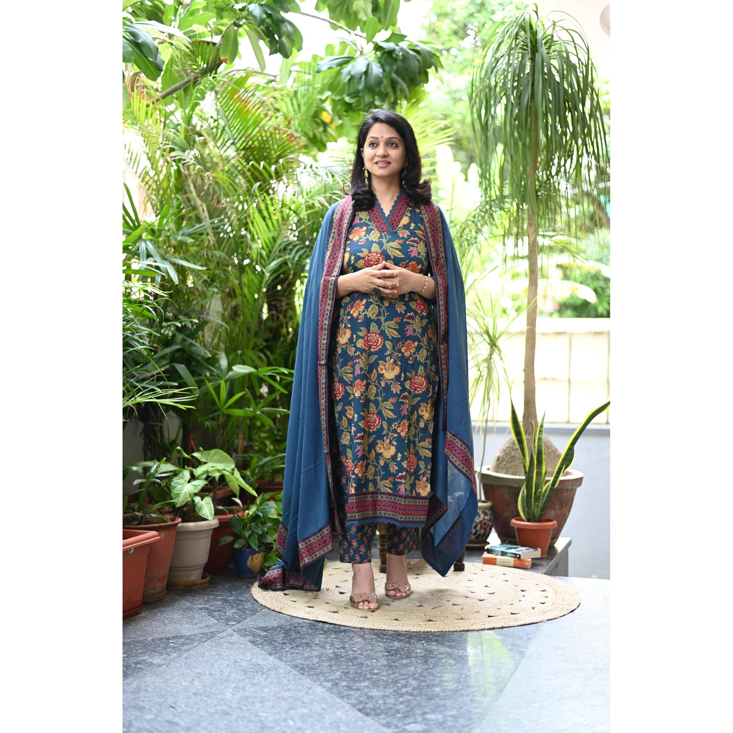 Gosriki Women's Rayon Viscose Printed Straight Kurta With Pant & Dupatta (Vahali Blue-Gs_S_Blue_Small)