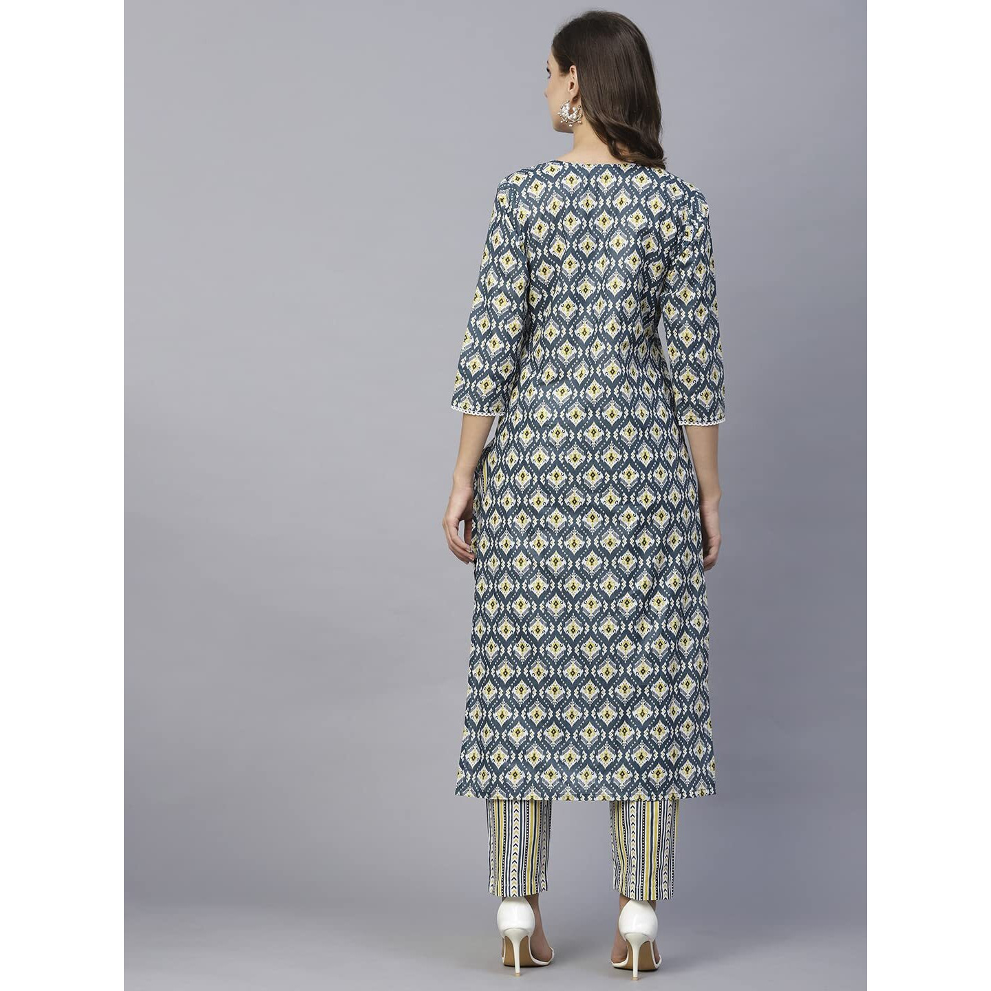 Gosriki Women's Cotton Blend Straight Printed Kurta With Pant Set (Tbh Blue-Gs_M_Blue_Medium)