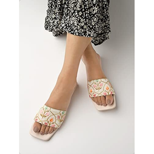 Shoetopia Girls Slp-1 Cream Flat Sandal - 5 Uk (Girls-Slp-1-Cream)