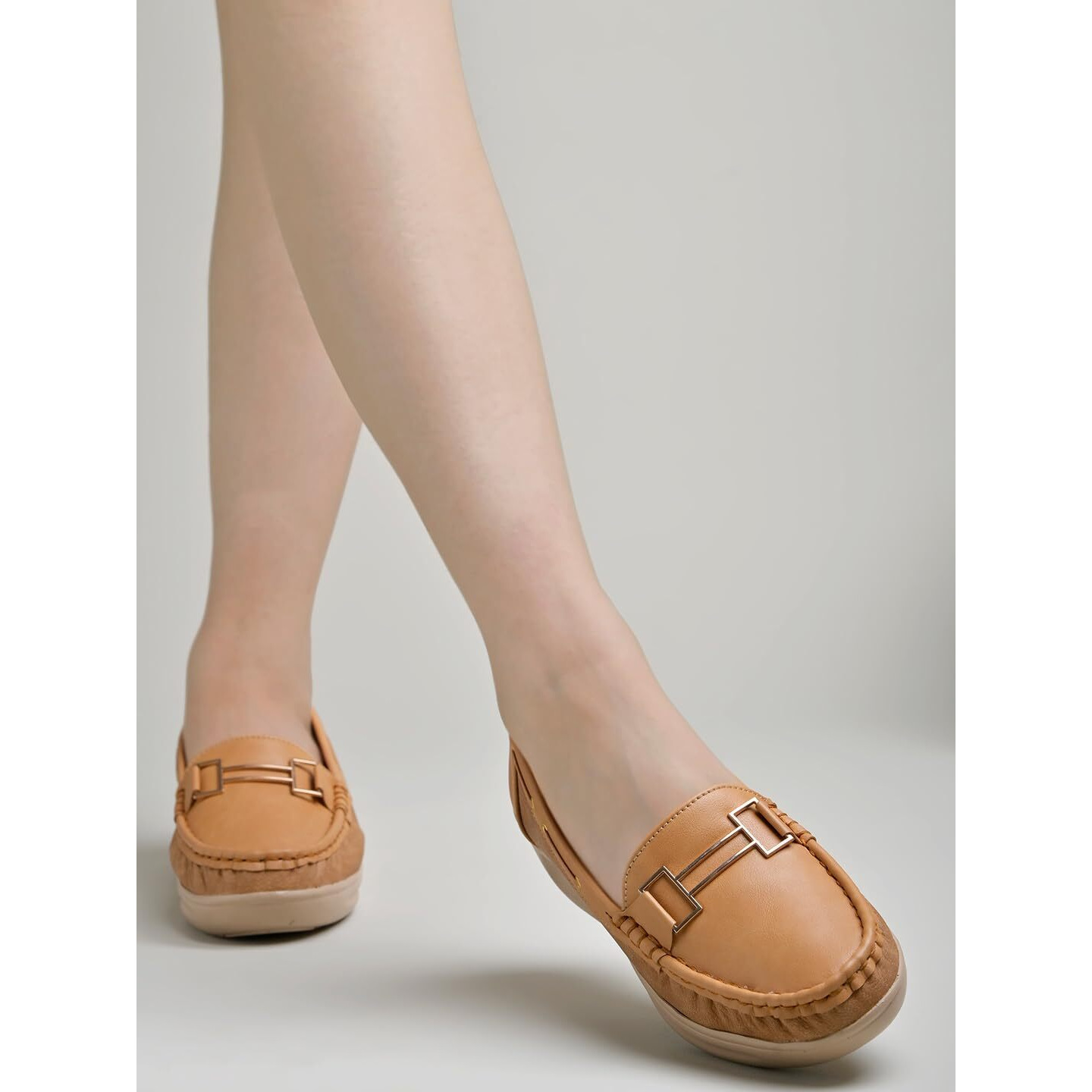 Shoetopai Women's Tan Comfort Loafers  Soft Slip-On Driving Shoes With Gold Bit Detail & Cushioned Sole For Daily Eu40