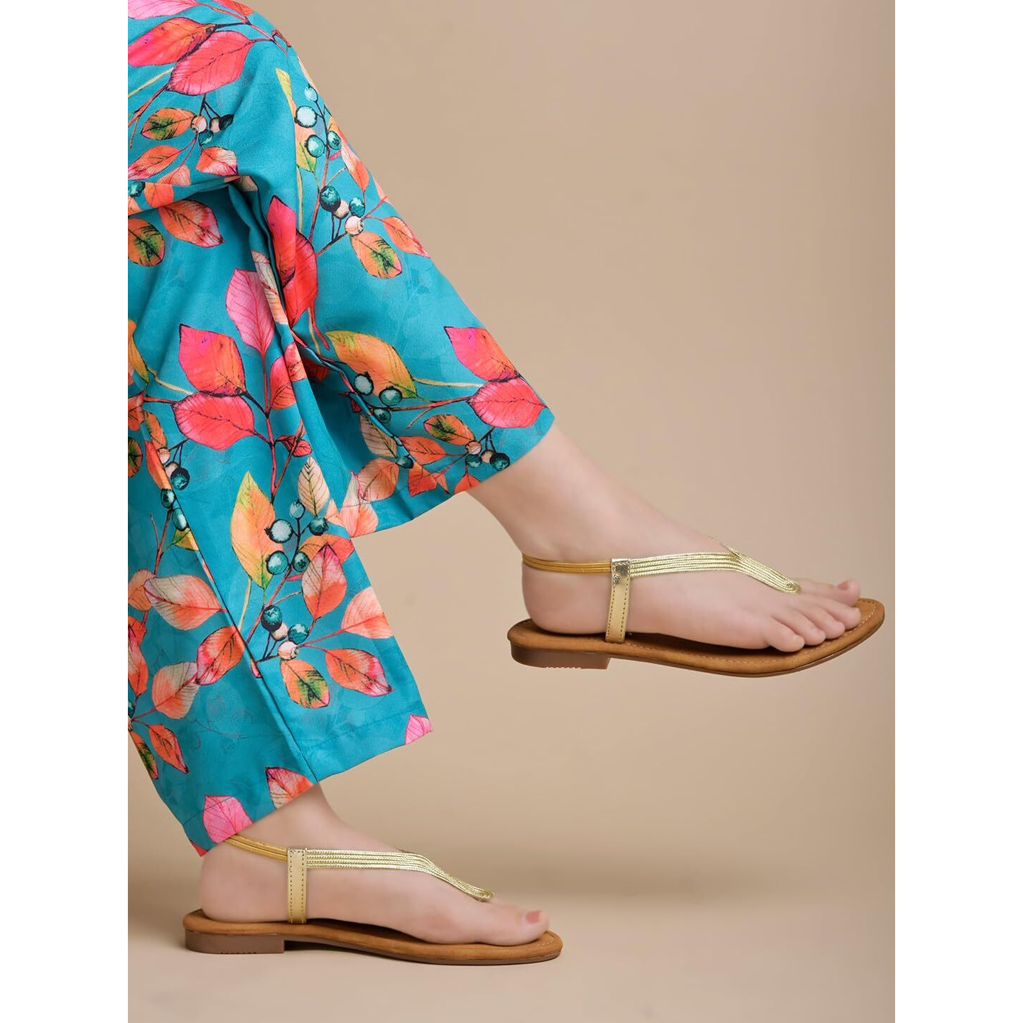 Shoetopia Women's Snd-138 Golden Flat Sandal-3 Kids Uk (Snd-138-Golden)-Eu36