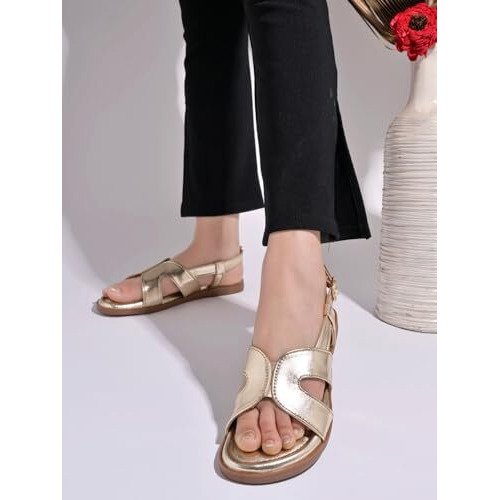 Shoetopia Women's Snd-190 Flat Sandal-6 Kids Uk (Snd-190-Golden)-Eu39