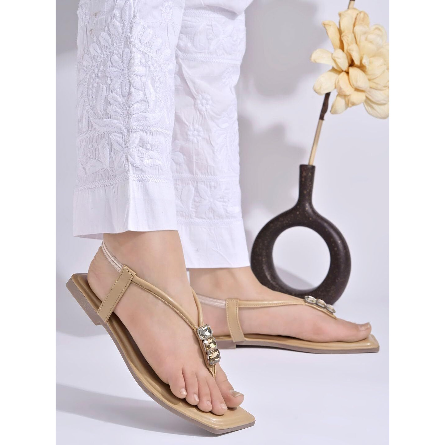 Shoetopia Women's Snd-131 Flat Sandal-6 Kids Uk (Snd-131-Beige)-Eu39