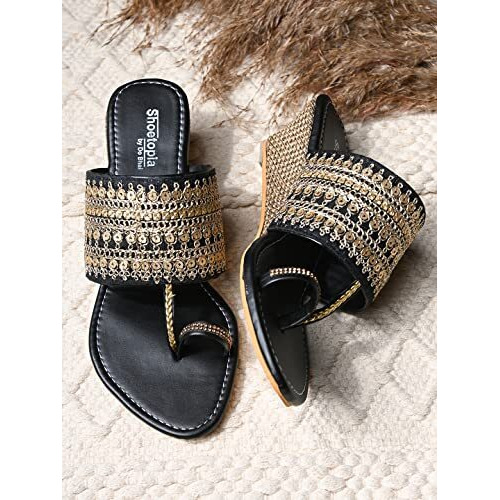 Shoetopia Women's Flat Kolhapuris