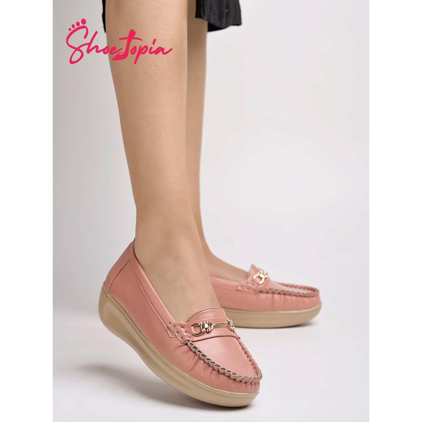 Shoetopia Upper Metalic Buckle Detailed Peach Loafers For Girls-Eu39