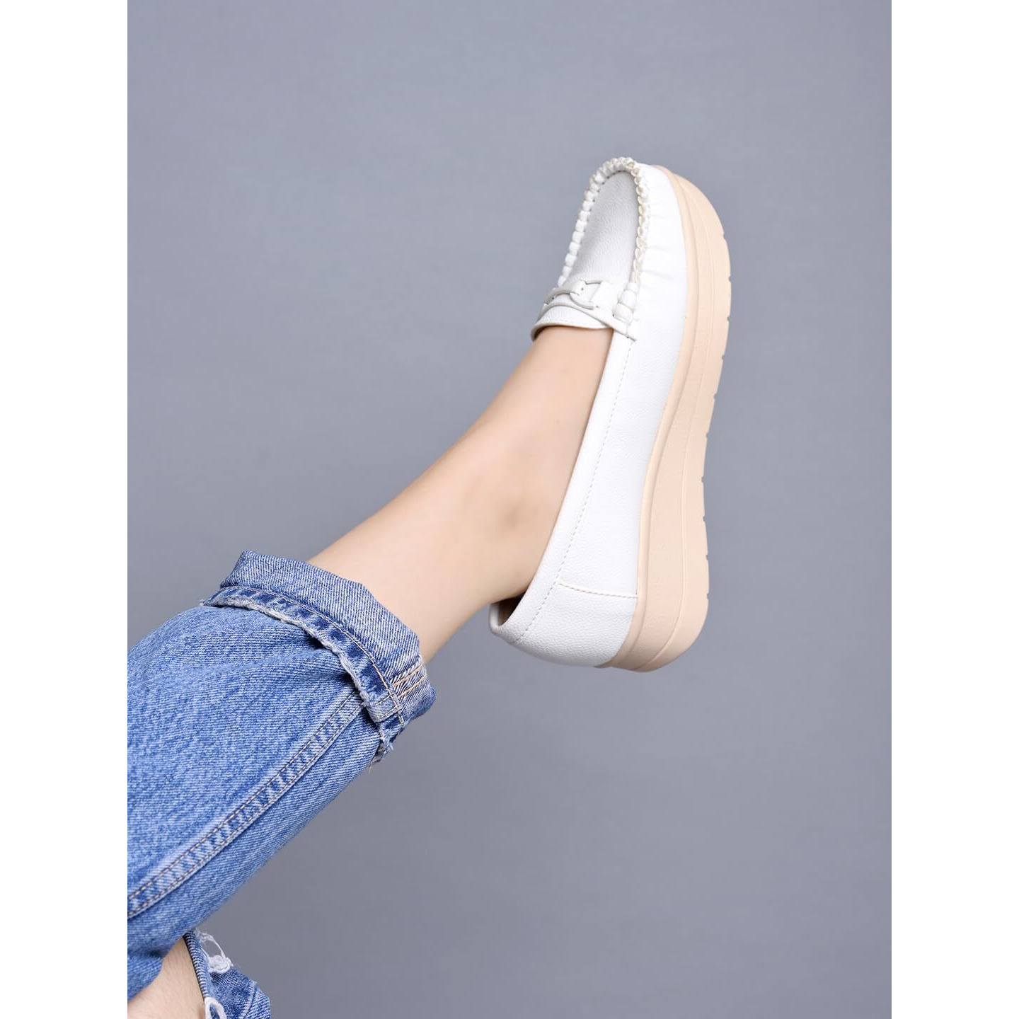 Shoetopai Women's White Comfort Loafers  Soft Faux Leather Slip-On Shoes With Cushioned Sole, Casual Footwear Eu37
