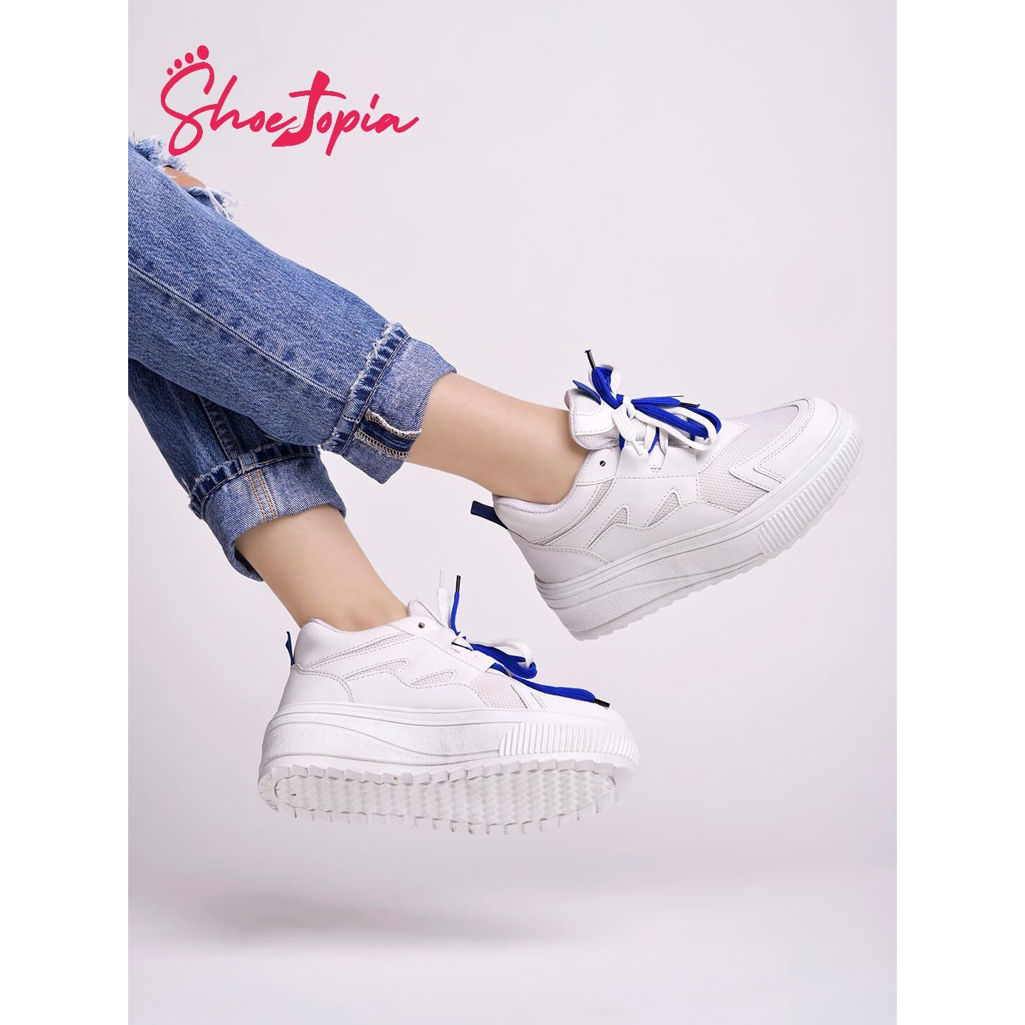 Shoetopia Smart Casual White Sneakers For Girls-Eu37