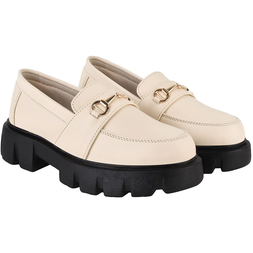 Shoetopia Smart Casual Chain Detailed Cream Loafers For Women & Girls /Uk4
