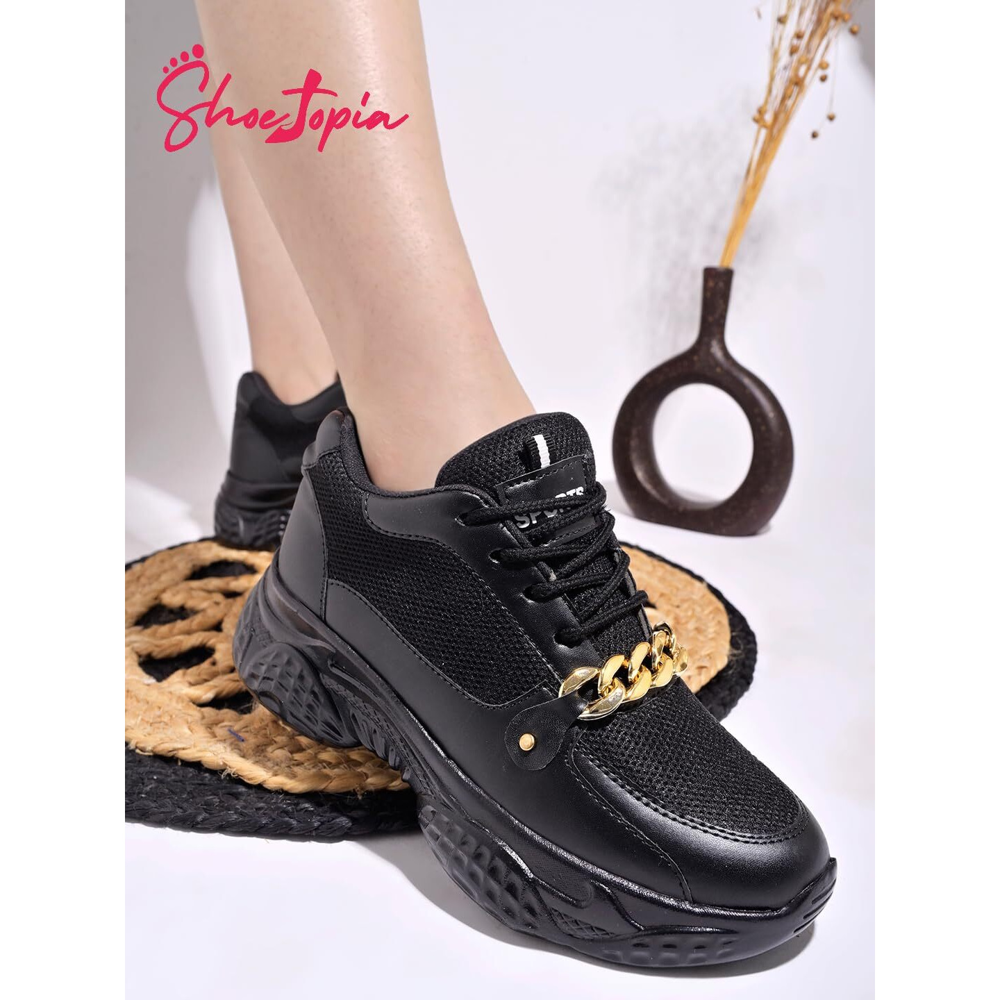Shoetopia Chain Detailed Black Sneakers For Women & Girls-Eu38
