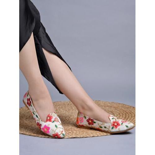 Shoetopai Women's Multi Ethnic Embroidered Slip-On Belly With Mirror Work  Traditional Multicolor Juttis For Casual & Festive Eu38
