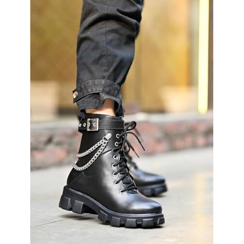 Shoetopia Women's Flat Boots