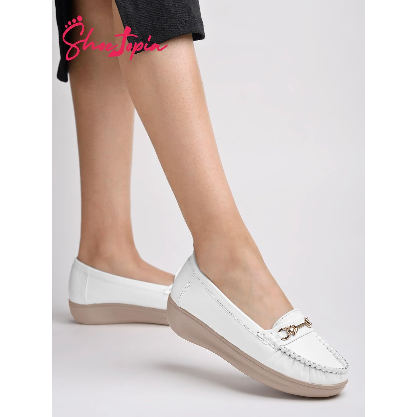 Shoetopia Upper Metalic Buckle Detailed White Loafers For Girls-Eu39