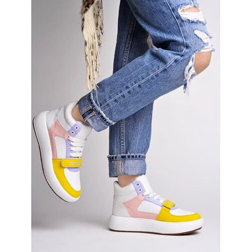 Shoetopia Women's Slip-On Sneakers White