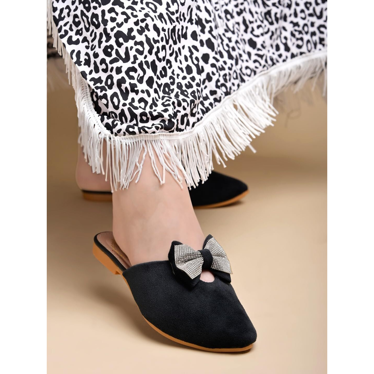 Shoetopia Embellished Black Flat Mules For Women & Girls-Eu39