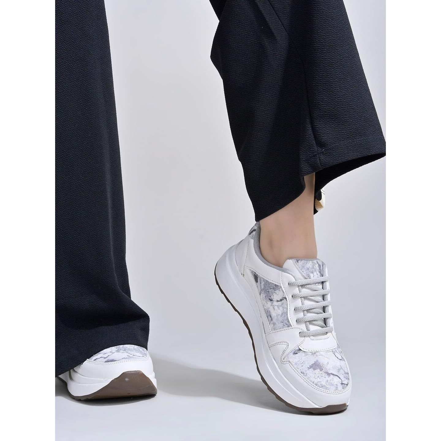 Shoetopia Smart Casual Grey Sneakers For Girls-Eu36