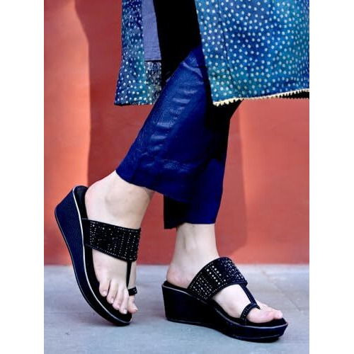 Shoetopia Black Kolhapuri For Women /Eu36