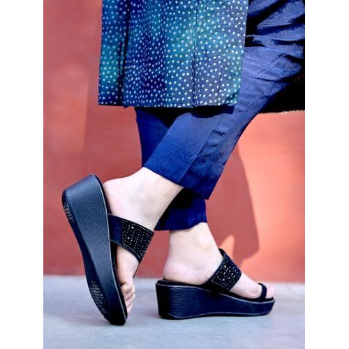 Shoetopia Black Kolhapuri For Women /Eu36